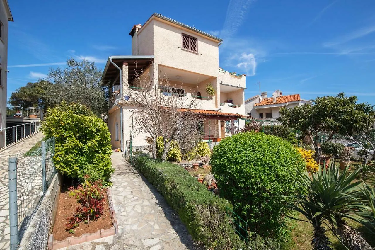 Horizont View Apartment Pola